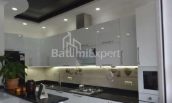 Mənzil 80 m² - Yurievskaya, Batumi, Gürcüstan