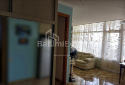 Mənzil 3-комн 55 m² - Şerif Ximşiaşvili, Batumi