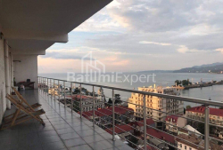 Mənzil 3-комн 160 m² - İlya Çavçavadze, Batumi