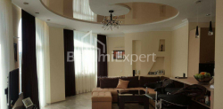 Mənzil 4-комн 133 m² - İlya Çavçavadze, Batumi