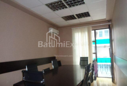Mənzil 3-комн 151 m² - Yurievskaya, Batumi