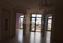 Mənzil 3-комн 73 m² - Yurievskaya, Batumi