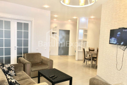 Mənzil 3-комн 73 m² - Zuraba Qorqiladze, Batumi