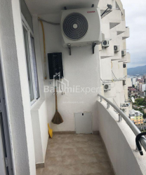 Mənzil 3-комн 73 m² - Zuraba Qorqiladze, Batumi