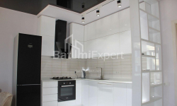Mənzil 3-комн 80 m² - Zuraba Qorqiladze, Batumi
