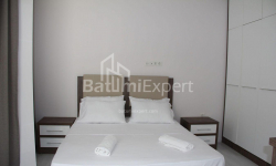 Mənzil 3-комн 80 m² - Zuraba Qorqiladze, Batumi