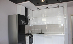 Mənzil 3-комн 80 m² - Zuraba Qorqiladze, Batumi