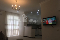 Mənzil 80 m² - Şalva İnasaridze, Batumi, Gürcüstan