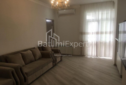 Mənzil 80 m² - Şalva İnasaridze, Batumi, Gürcüstan