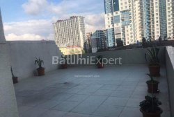 Mənzil 3-комн 168 m² - Zuraba Qorqiladze, Batumi