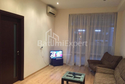 Mənzil 3-комн 85 m² - Zuraba Qorqiladze, Batumi