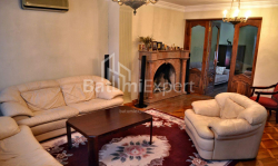 Mənzil 6-комн 140 m² - Yurievskaya, Batumi