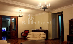 Mənzil 140 m² - Kral Pərnavaz, Batumi, Gürcüstan