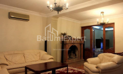 Mənzil 140 m² - Kral Pərnavaz, Batumi, Gürcüstan
