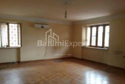 Mənzil 3-комн 92 m² - 26 may, Batumi