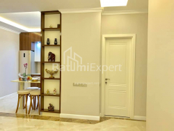 Mənzil 3-комн 102 m² - İlya Çavçavadze, Batumi