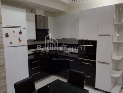 Mənzil 4-комн 70 m² - Şerif Ximşiaşvili, Batumi