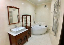 Mənzil 160 m² - Zuraba Qorqiladze, Batumi, Gürcüstan