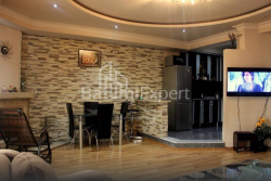 Mənzil 110 m² - Selima Ximşiaşvili, Batumi, Gürcüstan