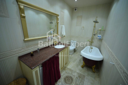 Mənzil 3-комн 84 m² - Rustaveli, Batumi