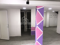 Ofis 2-комн 130 m² - Ekvtime Takaişvili, Batumi