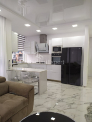 Mənzil 3-комн 75 m² - Niko Pirosmani, Batumi