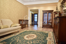 Mənzil 3-комн 117 m² - Zuraba Qorqiladze, Batumi