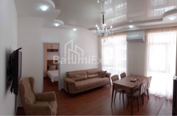 Mənzil 3-комн 55 m² - Lech və Maria Kachinsky, Batumi