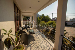 Fərdi ev 7-комн 500 m² - Petre İberi, Gonio