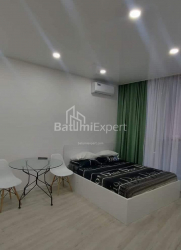 Mənzil 1-комн 28 m² - Qəhrəmanlar Xiyabanı, Batumi