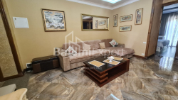 Mənzil 3-комн 90 m² - Konstantin Qamsaxurdiya, Batumi