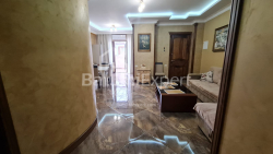 Mənzil 3-комн 90 m² - Konstantin Qamsaxurdiya, Batumi