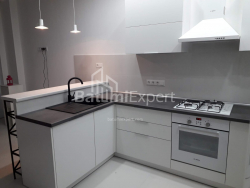 Mənzil 4-комн 93 m² - Niko Pirosmani, Batumi