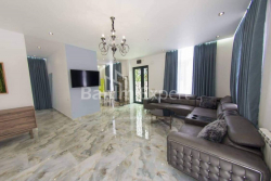 Fərdi ev 4-комн 170 m² - hava limanı şosesi, Batumi