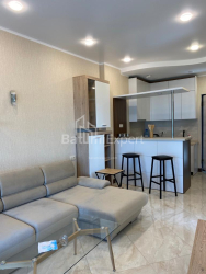 Mənzil 2-комн 55 m² - Qəhrəmanlar Xiyabanı, Batumi