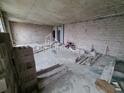 Mənzil 5-комн 100 m² - Zuraba Qorqiladze, Batumi
