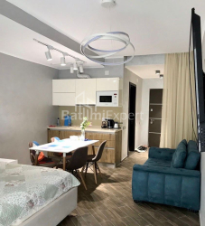 Mənzil 1-комн 42 m² - İlk çağırılan Andrew, Kvariati