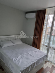 Mənzil 1-комн 40 m² - Qəhrəmanlar Xiyabanı, Batumi