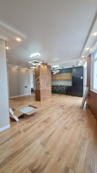 Mənzil 4-комн 101 m² - Vaja-Pşavela, Batumi