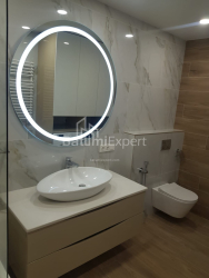 Mənzil 100 m² - Zuraba Qorqiladze, Batumi, Gürcüstan