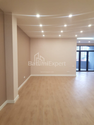 Mənzil 4-комн 100 m² - Zuraba Qorqiladze, Batumi