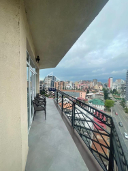 Mənzil 100 m² - İlya Çavçavadze, Batumi, Gürcüstan