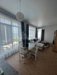 Mənzil 74.8 m² - Lech və Maria Kachinsky, Batumi, Gürcüstan