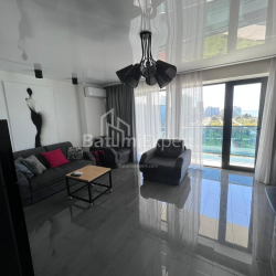 Mənzil 2-комн 57 m² - Lech və Maria Kachinsky, Batumi