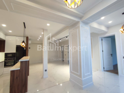 Mənzil 3-комн 111 m² - İlya Çavçavadze, Batumi