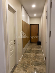 Mənzil 4-комн 100 m² - Ekvtime Takaişvili, Batumi
