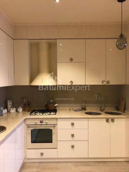 Mənzil 130.9 m² - Selima Ximşiaşvili, Batumi, Gürcüstan